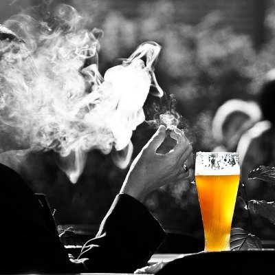 kozmasandan's profile picture. Priče u tami nikada nisu crno-bele.