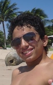 Apenas um garoto sonhador que tem Deus sempre em sua vida para guiá-lo , Humilde e Determinado ! Estudante do Colégio Panorama -CG #FéemDeus Hoje e Sempre (yn)