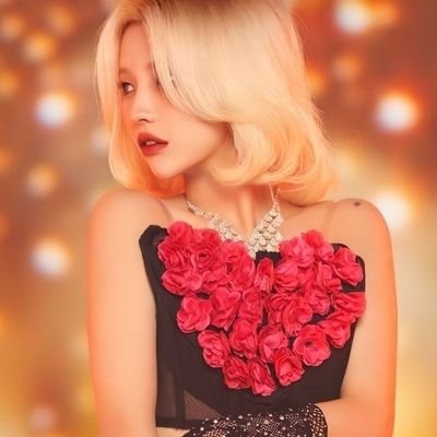 XiaoNayNay's profile picture. Bi woman 
Love sapphics, I-DLE/Genshin/Honkai