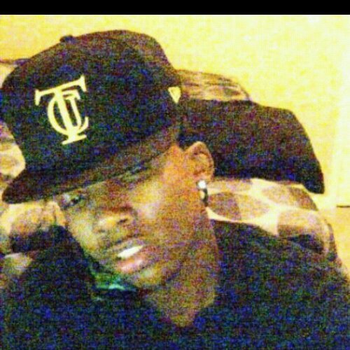 iverymark_ass's profile picture. Just A Young Dude In School Tryna Be Something.... #TeamGod!!! ✌✌. Follow