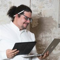 Víctor Gil Uría (@vguriadev) 's Twitter Profile