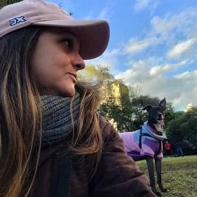 MariLeggieri's profile picture. 🇻🇪 🇮🇹  |  🌴🌊 🐾📚🍃  |  Namaste 🙏