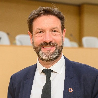 Président de la Région @auvergnerhalpes - Conseiller municipal de Moûtiers - Président CC Coeur de Tarentaise.