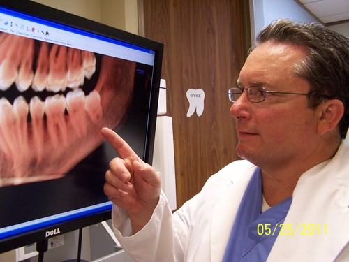 McAllen Family & Sedation Dentist serving McAllen, Mission, Weslaco, Edinburg, Rio Grande City, in Hidalgo County Texas for over 25 years. Call (956) 686-2052.