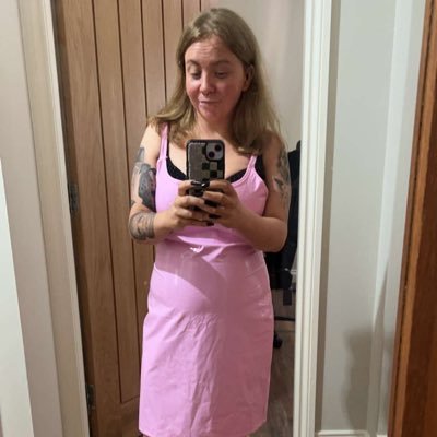 GothicGamerChic's profile picture. Tattooed Pierced Gamer who loves Green Day :)