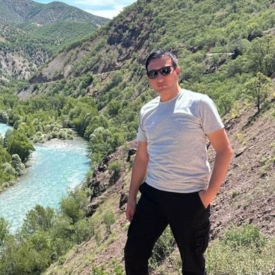 ErhanIksamuk's profile picture. Harf Lekeleri (2021)
Gizlenimler (2023)
Solgun ve Cezayir (2024)