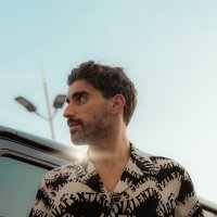 γ (@tmzvb) 's Twitter Profile