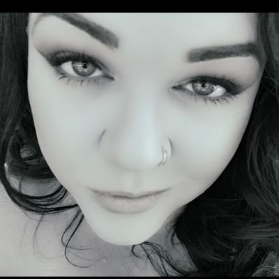 MissAlina032524's profile picture. ✨️Beautiful Goddess looking for her worshiper. $5 Dm fee.. Tribute and you get a special treat 💋✨️https://t.co/TbDzR9yhXt