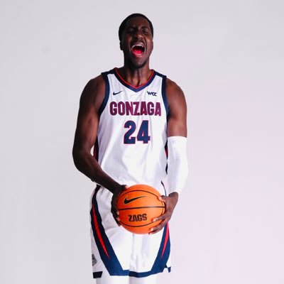 @zagmbb 🇸🇳🇪🇦🇺🇸#Godisincontrol 💆🏾‍♂️🙌🏽❤️ #TheKidfromBalza