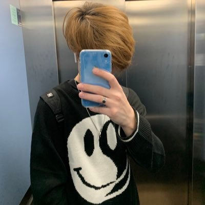 stopfurros's profile picture. @missingpavlo