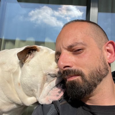 Cryptocurrency enthusiast! Web3, Mma, Boxing, Kickboxing,Juventus ⚪️⚫️ Azzurri 🇮🇹 Loki 🐶