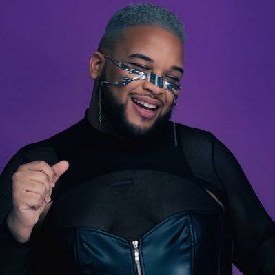 MuzeInfinite's profile picture. I REALLY DONT HAVE MUCH TO SAY...FOLLOW ME BITCHES