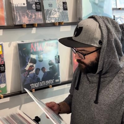 Memedalibeey, bi yardımcı olsanız! UX profesyoneli, kalan her işin amatörü. 2010-2012 Sabancı Üni RadyoSU Gerçek Yeraltı. Türk hiphopı koleksiyoneri. CAL. 🇽🇰