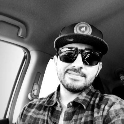 vand030287's profile picture. 