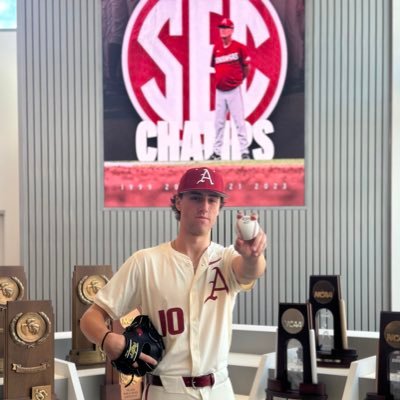 6’5 210 LHP/OF/1B. Alpha Prime 25. Rocklin HS @razorbackbsb commit