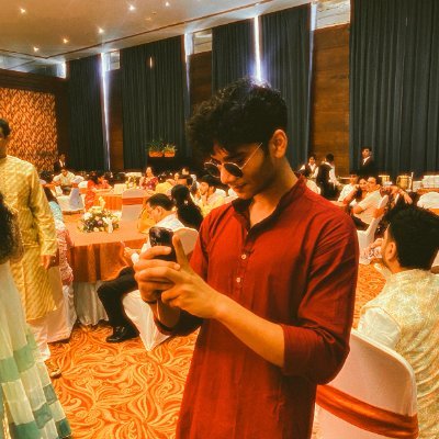 RanveerCopy's profile picture. Conversion-Focused Copywriter | Helping Online Coaches Maximize Engagement & Sales through Strategic Email Campaigns