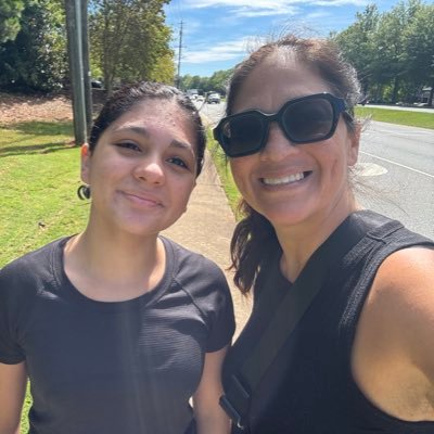 chef wife. mom 2 Jags&BK. @fulcolibrary PR. proud Cubana/Peruana. follower of the church of @starbucks. musical theater obsessed. not throwing away my shot.