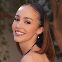 Christina Sage (@christinaasage) 's Twitter Profile Photo Christina Sage (@christinaasage) 's Twitter Profile Photo