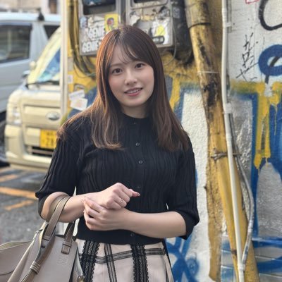 20歳148cm 。 🌷渋谷区|小中高女子校。男性経験0.5。コミュ症でオタク。都内の大学に通ってます。節約勉強中٩( 'ω' )و