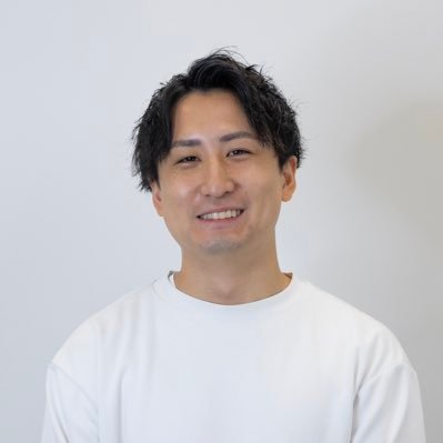 エンジニアに納得感を。| ITエンジニアの正社員を募集中です。案件選択制度×単価連動制の新SES企業 | プロボクサー → 19歳で起業失敗→大学復学→ITエンジニア→SES営業→起業