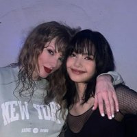 Lisa's girlfriend (@fresitabicolor) 's Twitter Profile