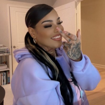 theyadoree_J's profile picture. W.A.Y.S✨🦋