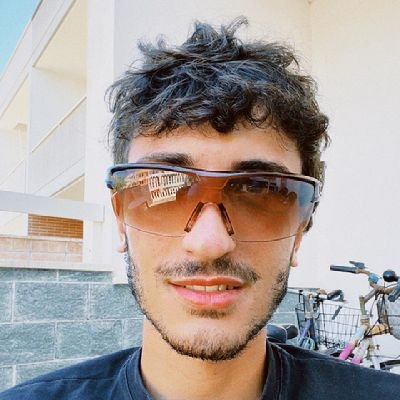 J4sco_'s profile picture. andiamo a bere?