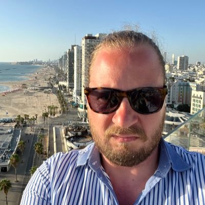 hellauer's profile picture. 🗽