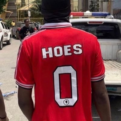 Papeejhay's profile picture.