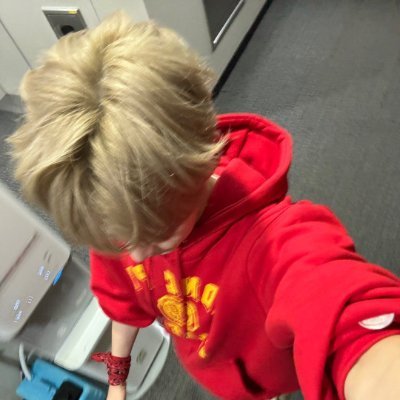 hamnyangiey's profile picture. I was locked out of my account ㅠㅠ (@ZPTopia_11) (spare acc)