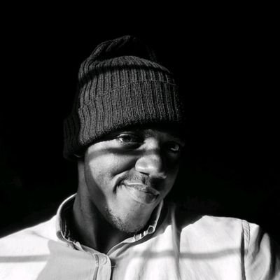 nguemajames17's profile picture. Souhaitant prendre en compte les dynamiques sociales et les enjeux environnementaux dans la création d'un village planétaire plus inclusif.