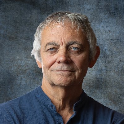 Former Artistic Director of St Lawrence Shakespeare Festival. 2017 - 2023 - UK/USA/CA Actor, director, writer... & evolving husband and father. #GoodTwitter