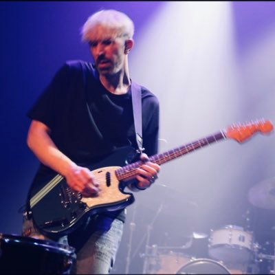 FredSYAS's profile picture. 🎤🎸🎹 Musician 📼👾🕹 Kid of the 80’s