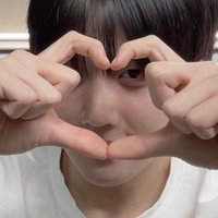 플 (@pineandu) 's Twitter Profile