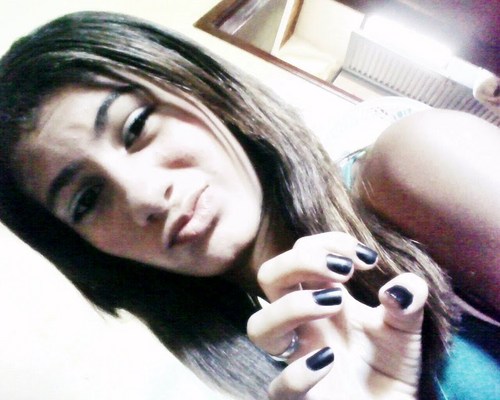 AWN,ela é minha e de mais ngm,amg obg por tudo, vo ta smp do seu lado eu.te.amo. s2 @GIRLSEDUCTIVE_  aqq ♥ '