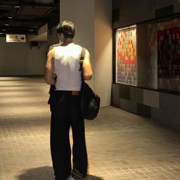 Lorraezzzv's profile picture. 