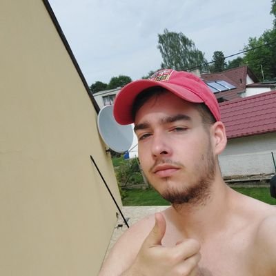 obycejney's profile picture. Trial verze života s expirovaným datem spotřeby 🌹
. 
Veřejná psycho-terapie 🤙🏽