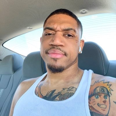 thekenndiaries1's profile picture. just staring at the wall