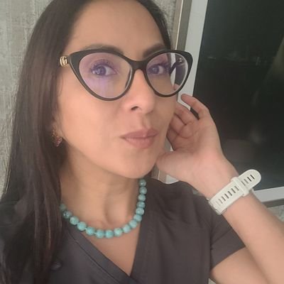 k_guzman_l's profile picture. Me gustan el fútbol y los zapatos.