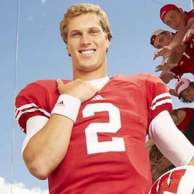 2011-2015 QB at the University of Wisconsin/ Whitnall HS/ love ball, fishing, and Tom Brady