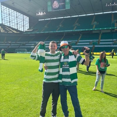 AndrewRossBlair's profile picture. sic parvis magna