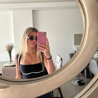 ig: @aranzaar