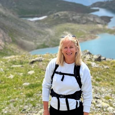 Award Winning Garden Designer at Chiltern Garden Design, MSGD, MAPL, RHS Chelsea Flower Show 2024, LCGD & University of Leeds alumna.