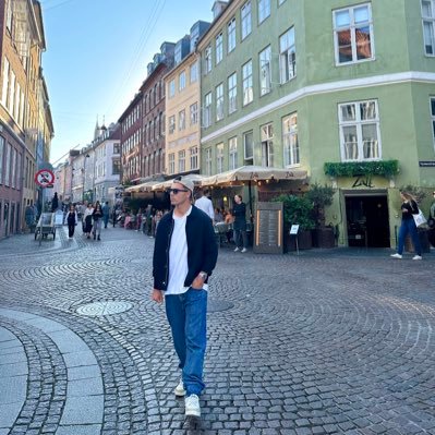 LuisF24Oficial's profile picture. 