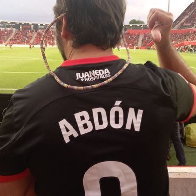 pomcroft's profile picture. 👹