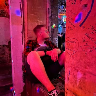 ExplosivePumpkn's profile picture. Life?