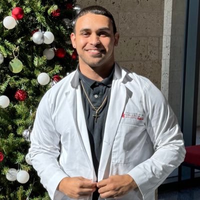 UH MS3 | 1st Gen | Aspiring Surgeon 🦴 #orthotwitter | Former @LamarFootball player| @MilOrtho Rankin Scholar| Sci-Fi watcher, Outdoorsman.