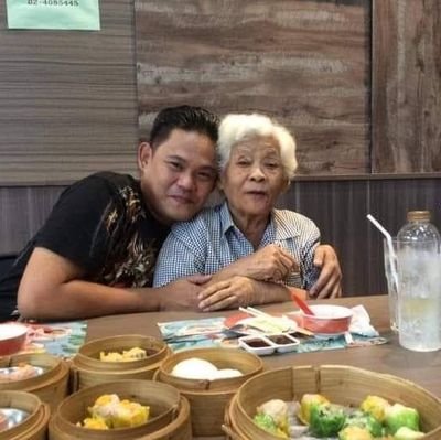 AnanSuriyapong's profile picture.