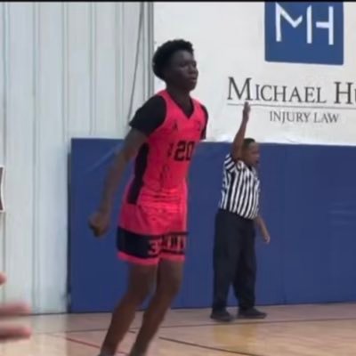 JamesO_3247's profile picture. c/o 2026 | 6’4 Wing | ILTexas AGP | 3.7 GPA | #682-600-7742 | Joladimeji23@gmail.com | https://t.co/zBGs5duIDT