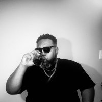 Your Mama New Husband (@bigsant) 's Twitter Profile